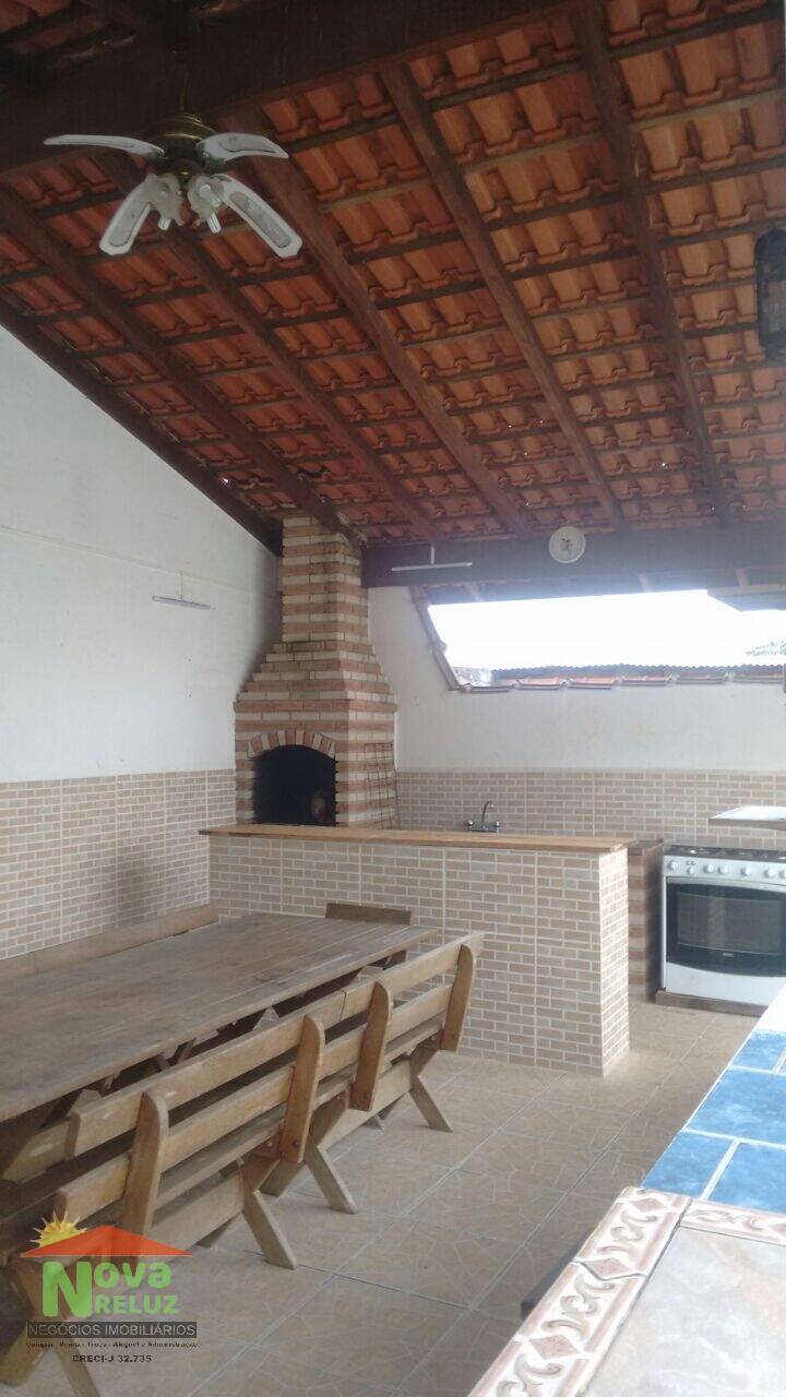 Fazenda à venda com 3 quartos, 2100m² - Foto 3