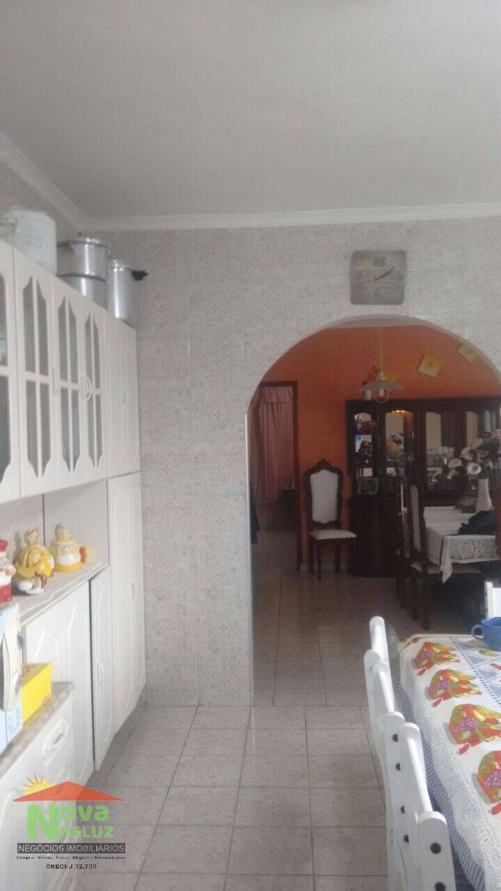 Fazenda à venda com 3 quartos, 2100m² - Foto 9