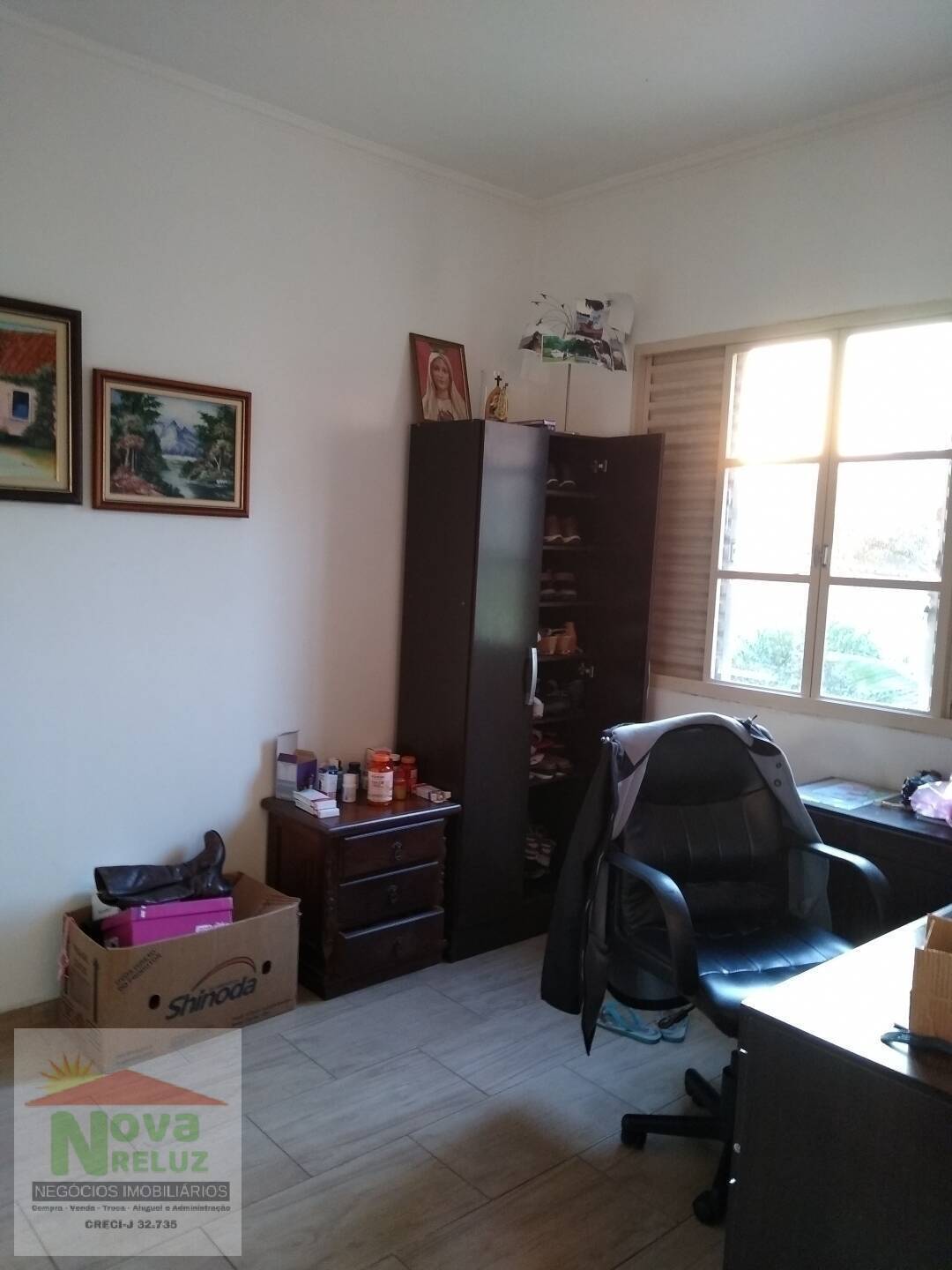 Casa à venda com 2 quartos, 300m² - Foto 10