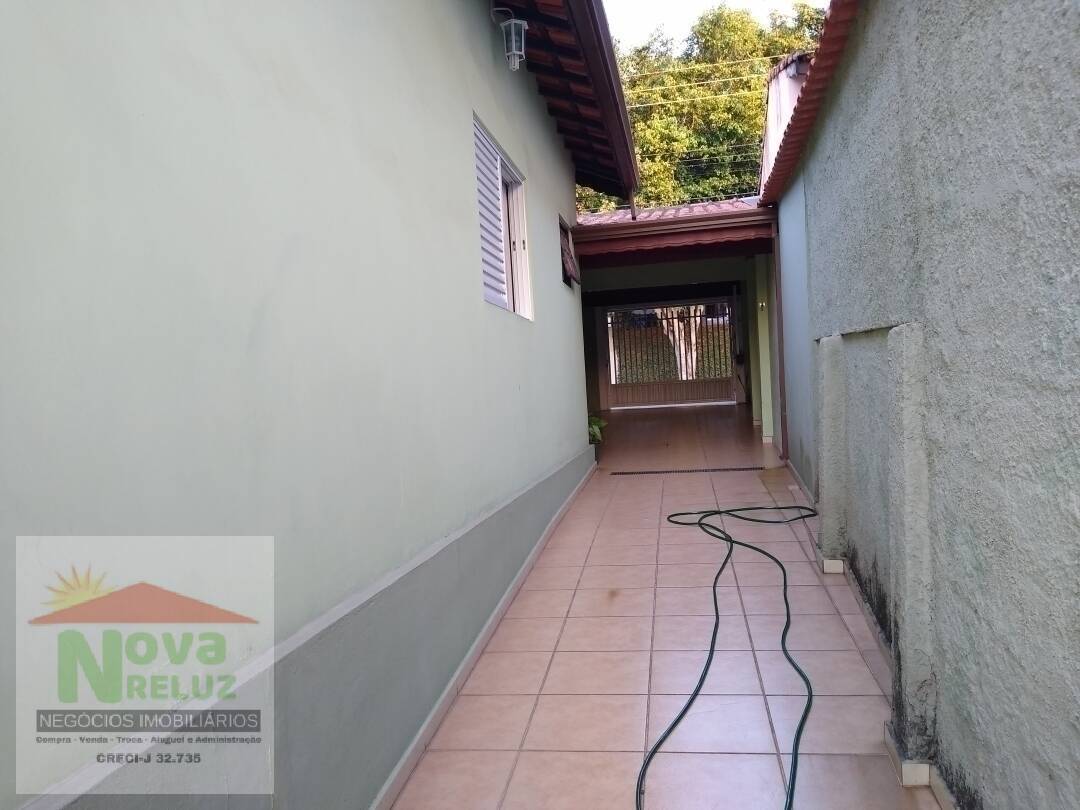 Casa à venda com 2 quartos, 300m² - Foto 21