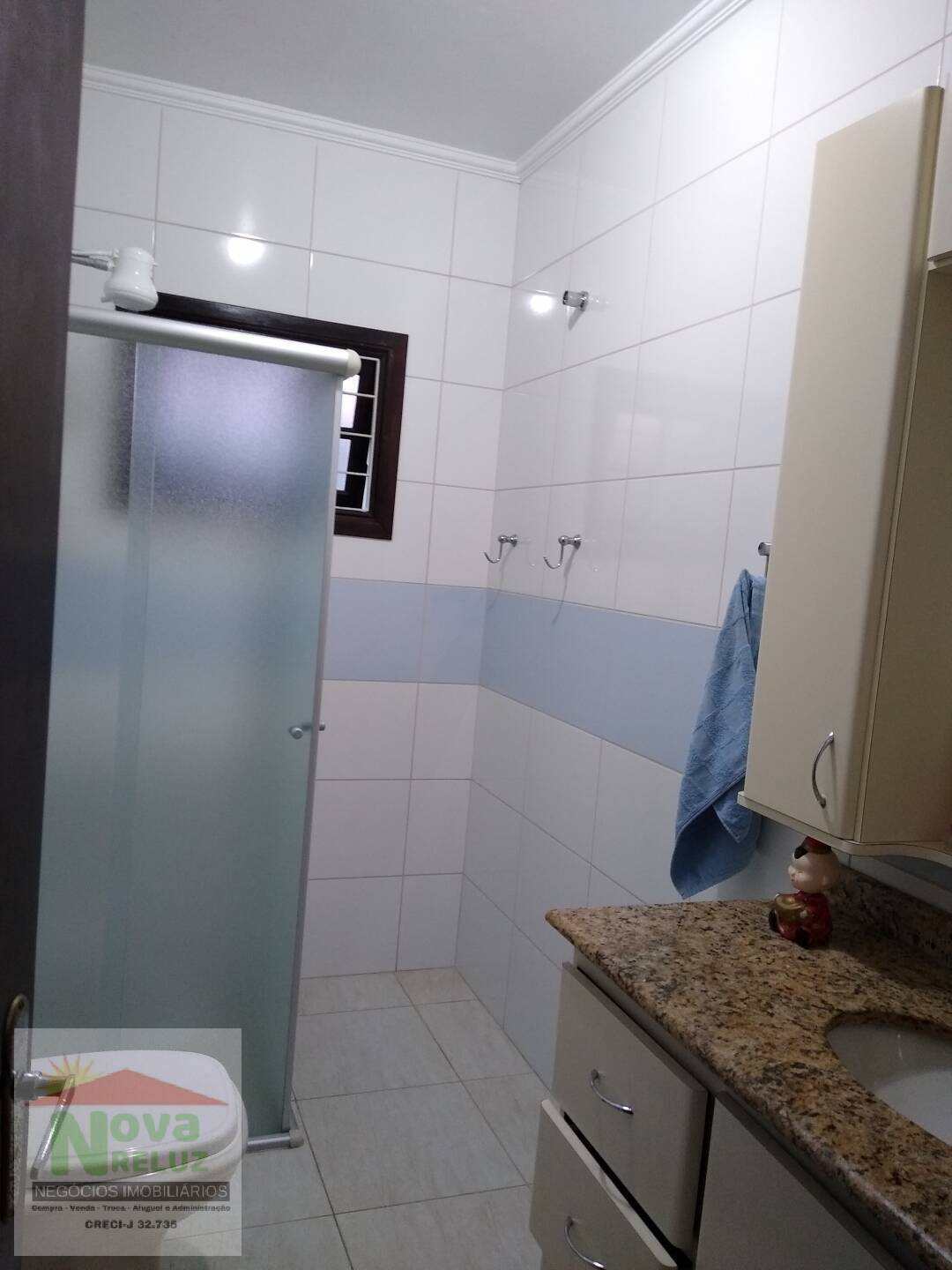 Casa à venda com 2 quartos, 300m² - Foto 6