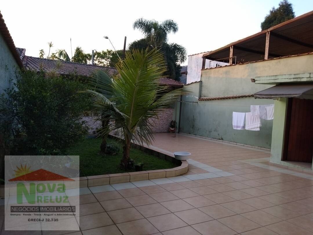 Casa à venda com 2 quartos, 300m² - Foto 12