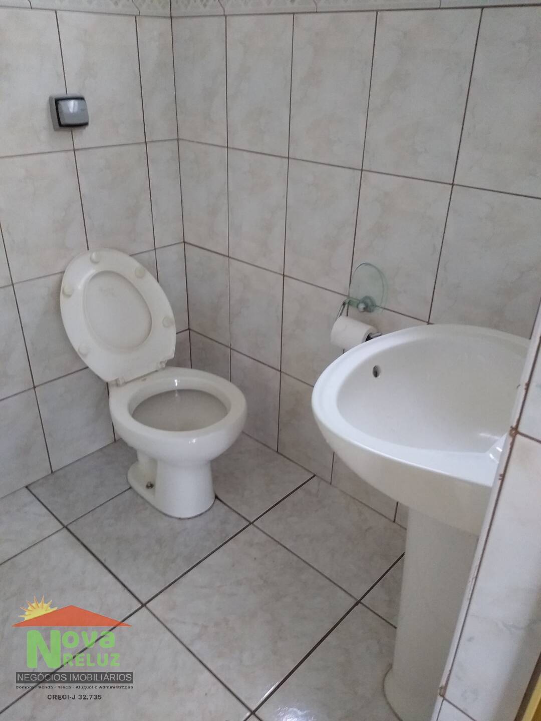 Casa à venda com 3 quartos, 200m² - Foto 28