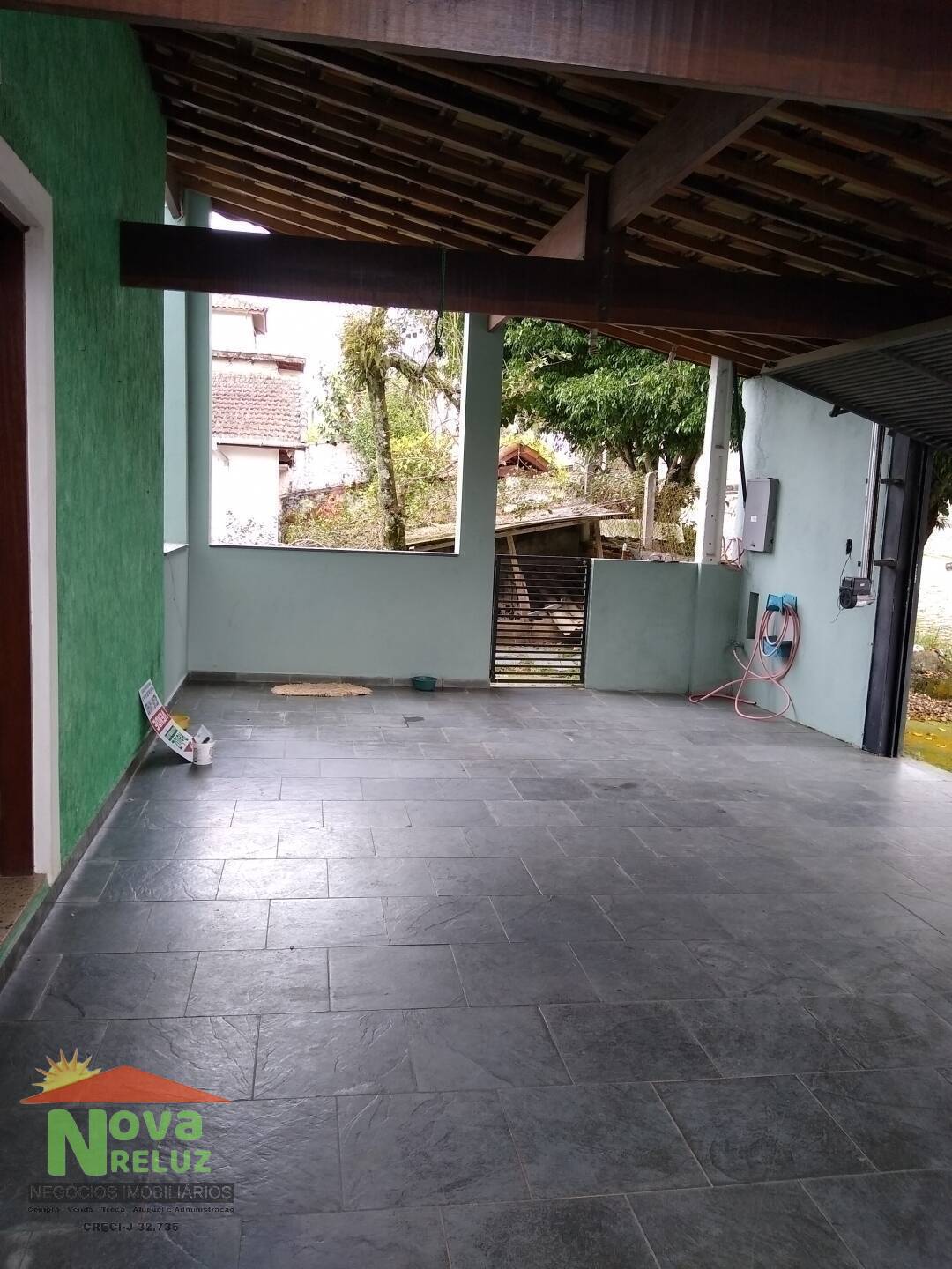 Casa à venda com 3 quartos, 200m² - Foto 19