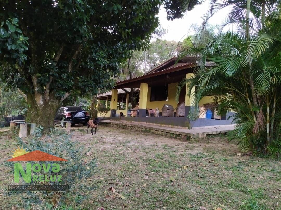 Fazenda à venda com 4 quartos, 185m² - Foto 1