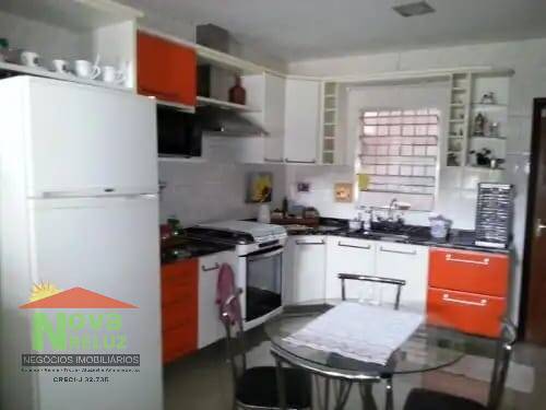 Sobrado à venda com 3 quartos, 233m² - Foto 12