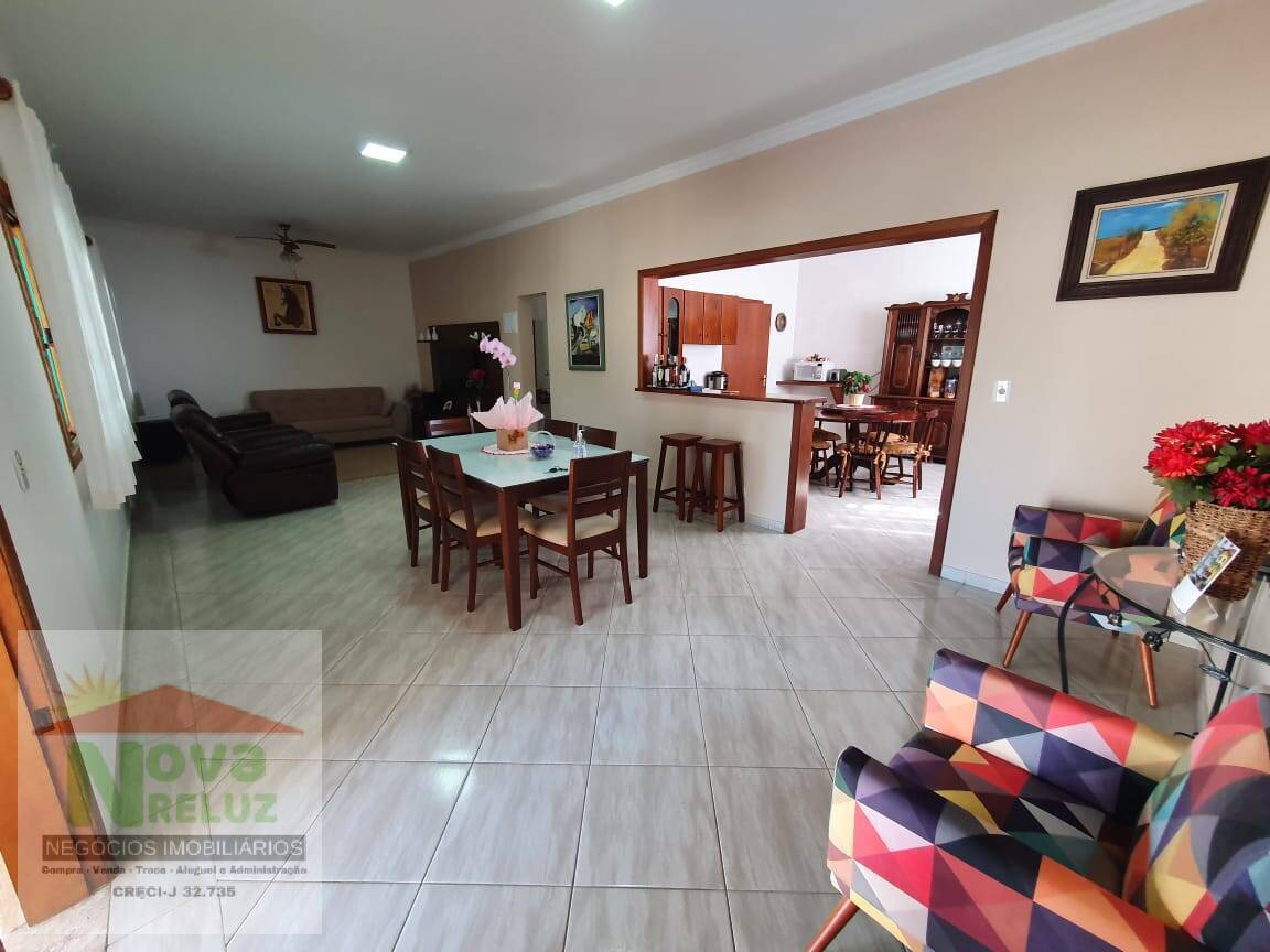 Fazenda à venda com 3 quartos, 4200m² - Foto 18