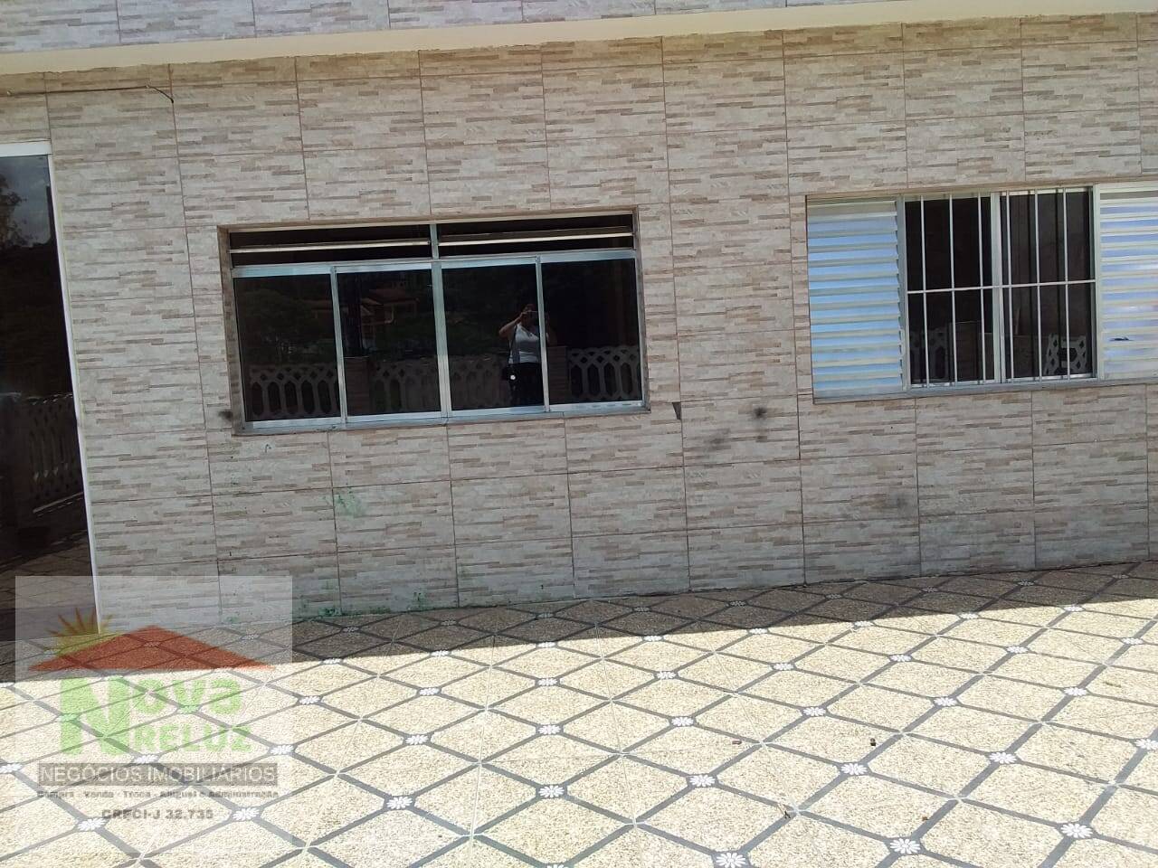 Casa à venda com 1 quarto, 500m² - Foto 1