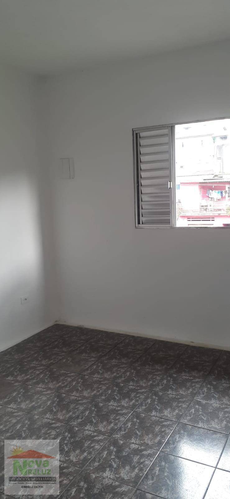 Casa à venda com 3 quartos, 5100m² - Foto 4