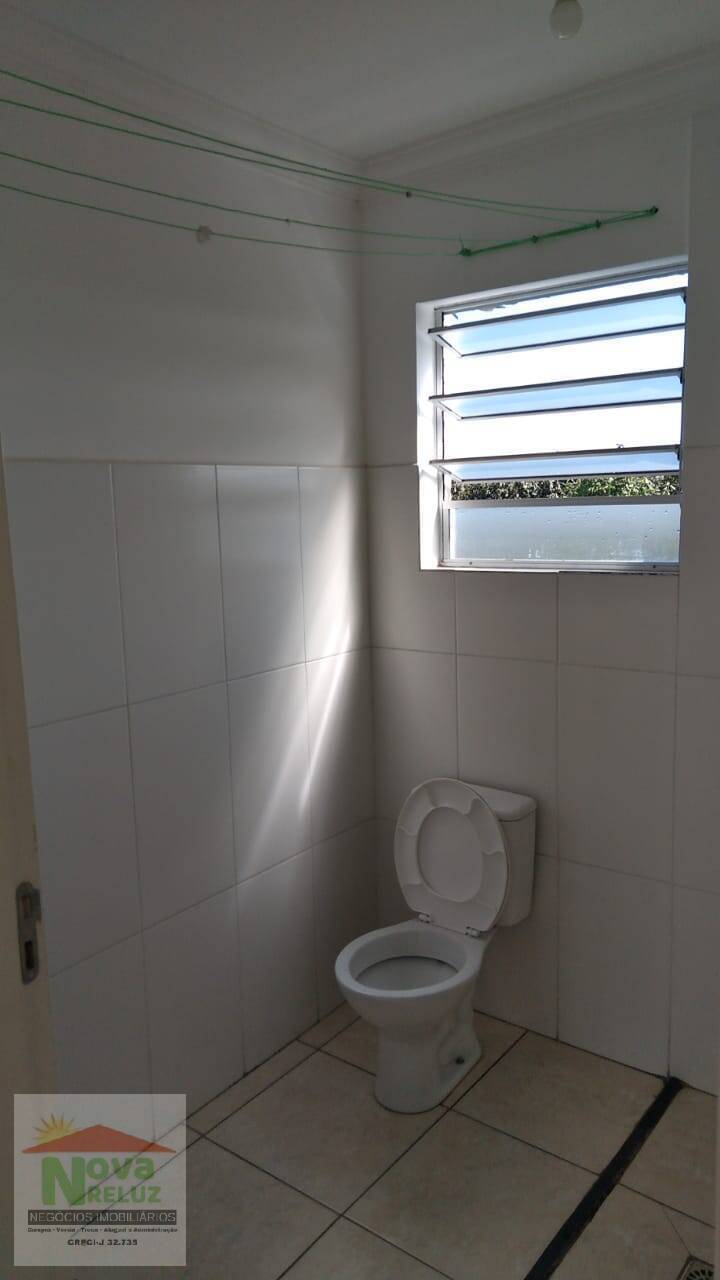 Apartamento para alugar com 2 quartos, 50m² - Foto 4