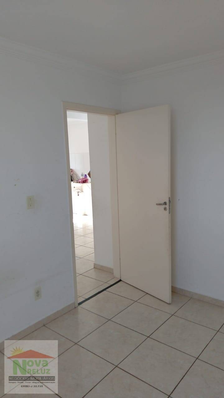 Apartamento para alugar com 2 quartos, 50m² - Foto 6