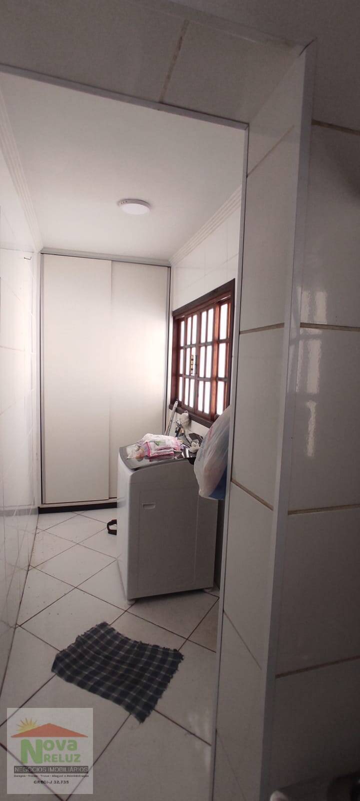 Casa à venda com 2 quartos, 210m² - Foto 9