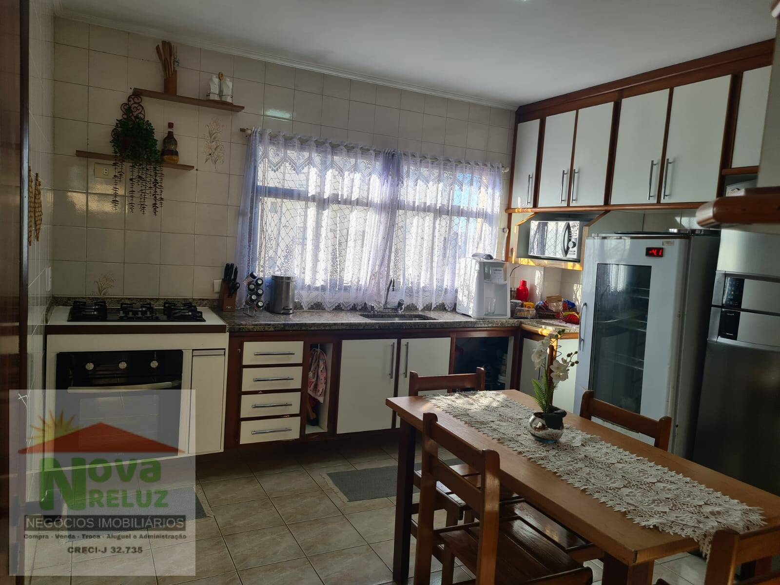 Apartamento à venda com 3 quartos, 135m² - Foto 6