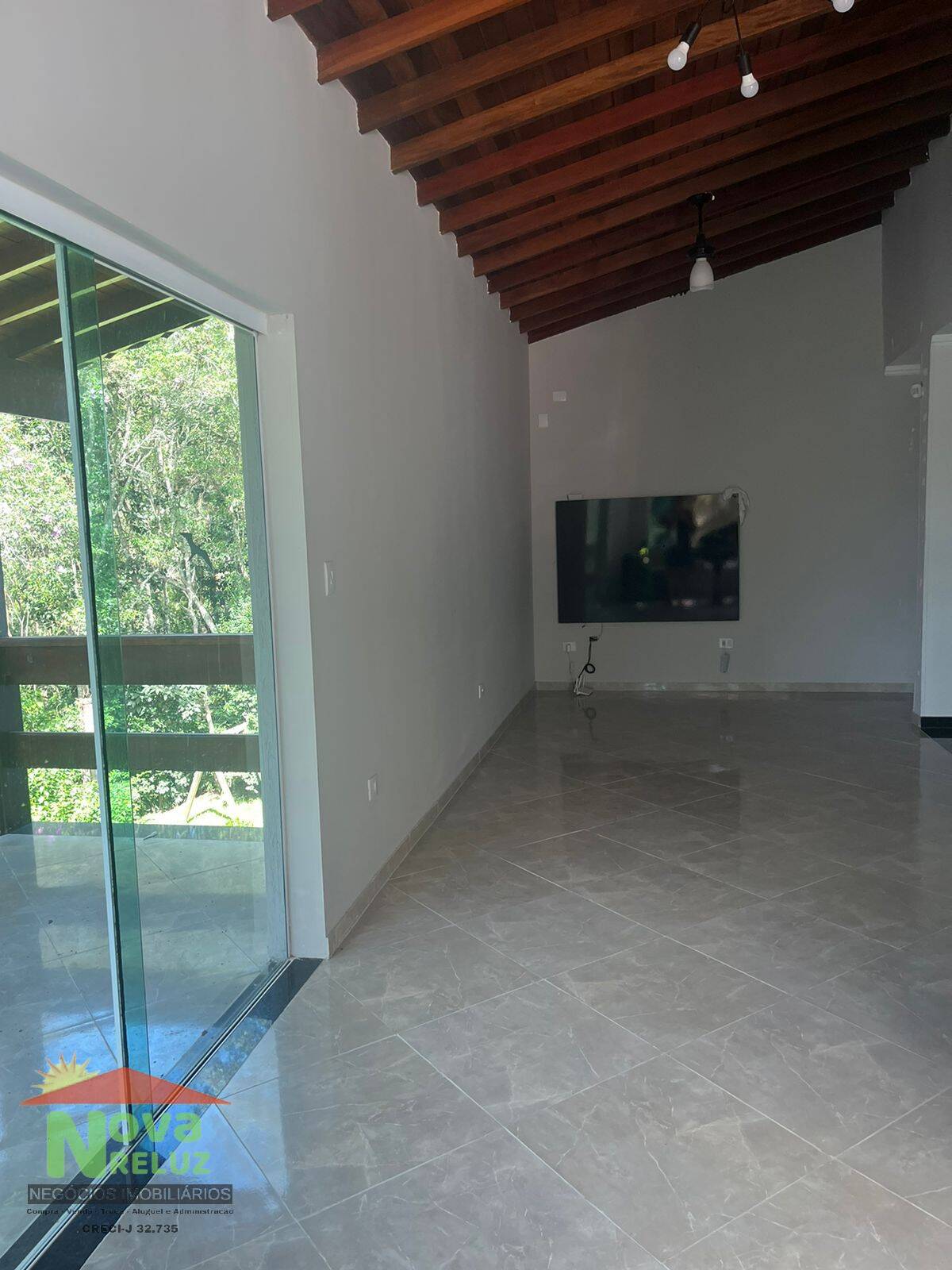 Fazenda à venda com 3 quartos, 350m² - Foto 9