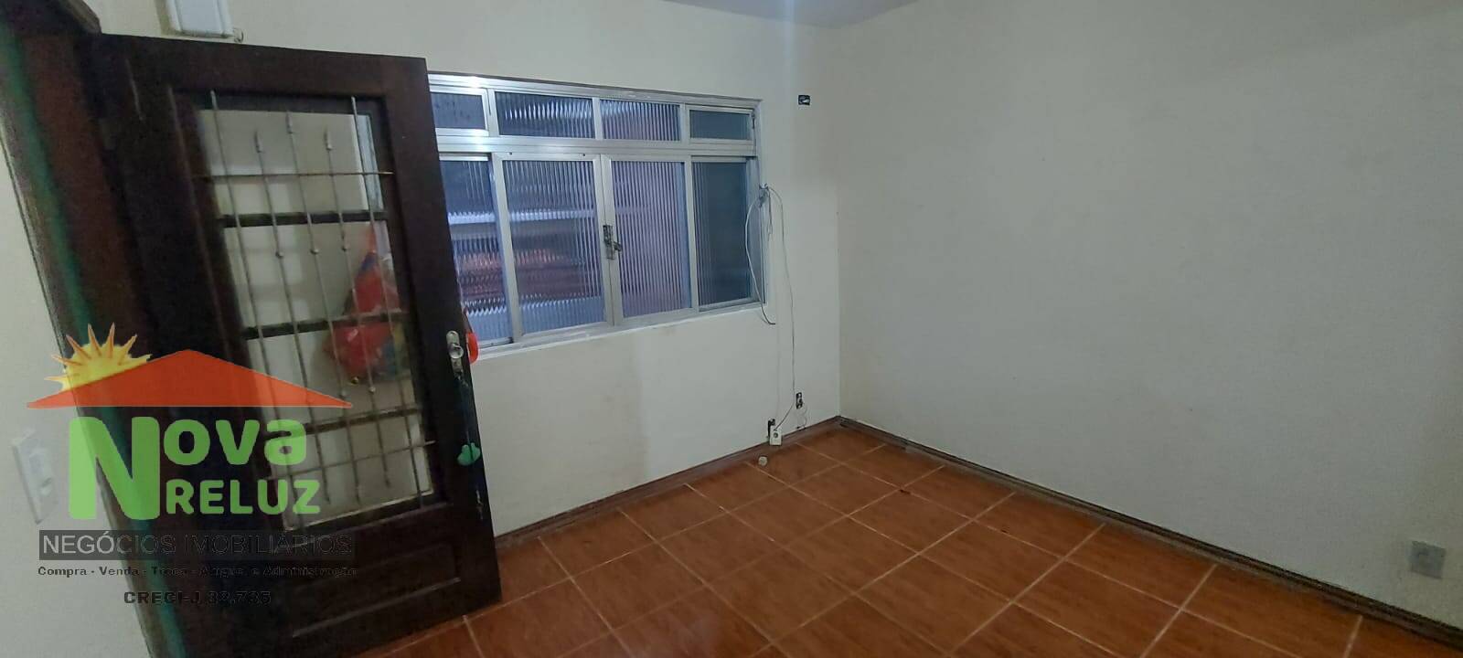 Casa à venda com 2 quartos, 155m² - Foto 11