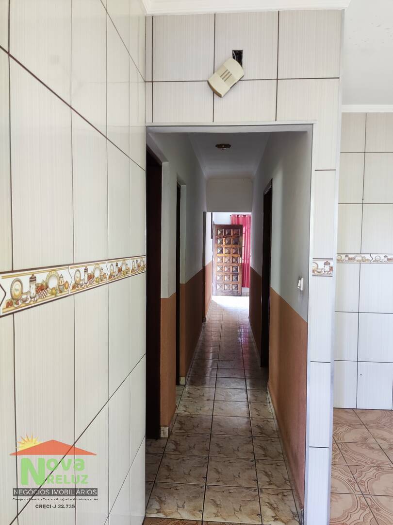 Casa à venda com 3 quartos, 194m² - Foto 16