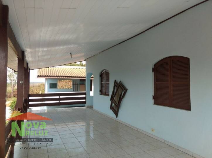 Fazenda à venda com 2 quartos, 250m² - Foto 2